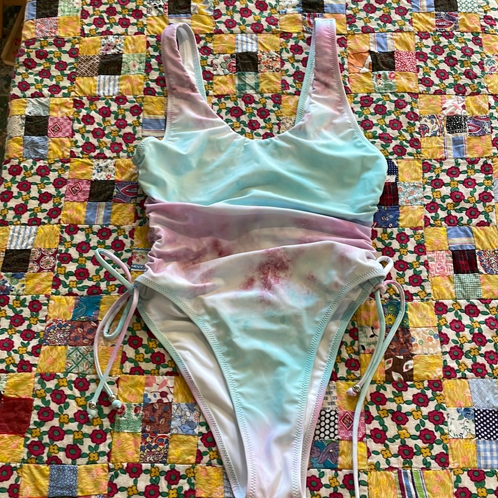 Cupshe One-piece Swimsuit